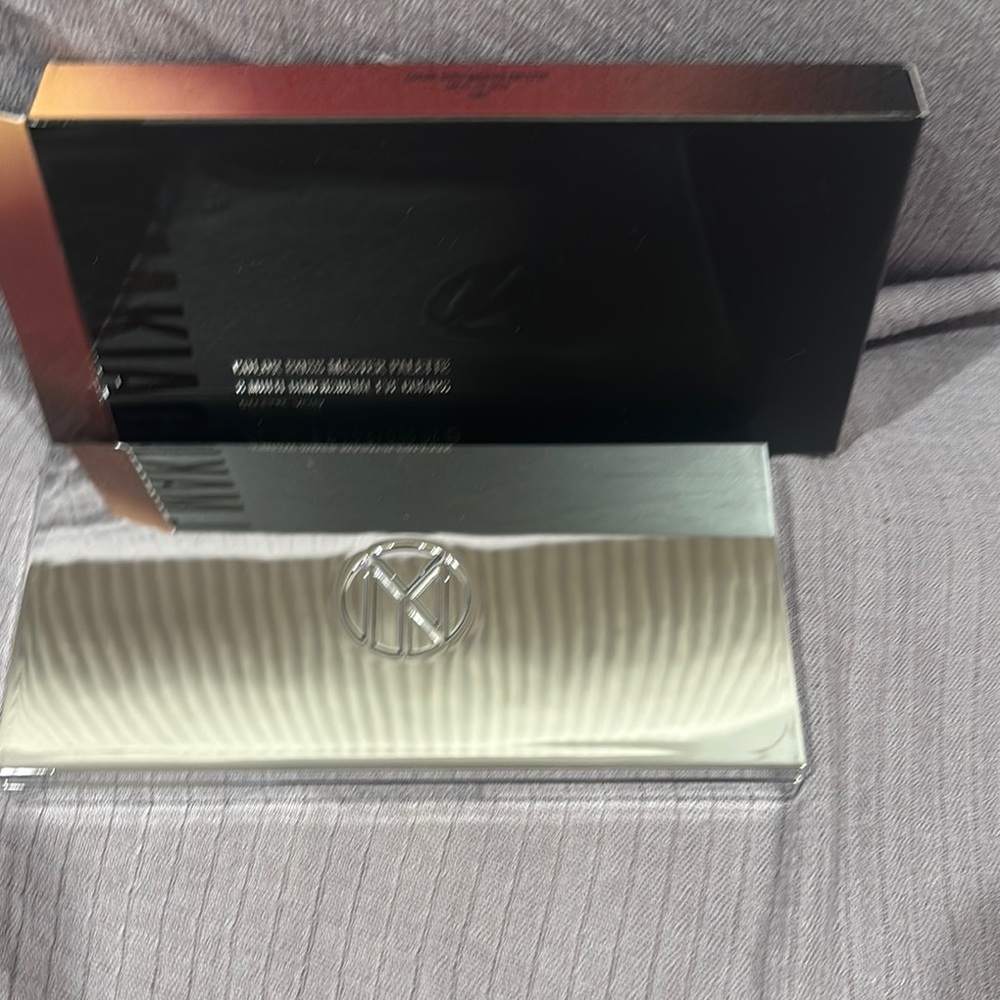 IL MAKIAGE color boss master palette